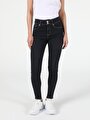 thumb-Afficher les détails de 760 Diana Pantalon Denim Skinny  Leg  En  Super Slim Fit Femme