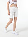 thumb-Afficher les détails de Short Blanc Slim Fit Femme