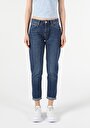 thumb-Afficher les détails de 893 Julia Pantalon Denim Tapered Leg  En  Boyfriend Fit Femme