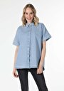 thumb-Afficher les détails de Chemise À Manches Courtes Bleu Clair  Regular Fit Femme
