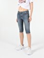 thumb-Afficher les détails de Short Denim Super Slim Fit Femme
