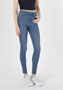 thumb-Afficher les détails de 760 Diana Pantalon Denim Skinny  Leg  En  Super Slim Fit Femme