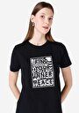 thumb-Afficher les détails de T-shirt À Manches Courtes Noir Regular Fit Imprimé Femme