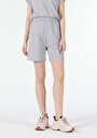 thumb-Afficher les détails de Short Gris Regular Fit Femme