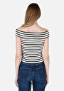 thumb-Afficher les détails de T-shirt À Manches Courtes Noir Slim Fit Rayé Femme