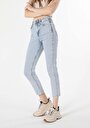 thumb-Afficher les détails de 891 Maya Pantalon Denim   En  Slim Fit Femme