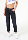 thumb-Afficher les détails de 893 Julia Pantalon Denim Tapered Leg  En  Boyfriend Fit Femme