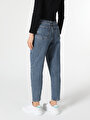 thumb-Afficher les détails de 886 Dennis Pantalon Denim Tapered Leg  En  Slouchy Fit Femme