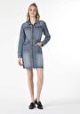 thumb-Afficher les détails de Robe Denim Slim Fit    Femme