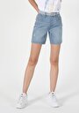 thumb-Afficher les détails de Short Denim Regular Fit Femme