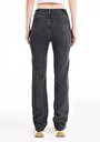 thumb-Afficher les détails de 792 Mila Pantalon Noir Slim Straight Leg  En  Regular Fit Femme