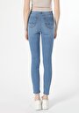 thumb-Afficher les détails de 760 Diana Pantalon Denim Skinny  Leg  En  Super Slim Fit Femme
