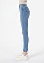thumb-Afficher les détails de 760 Diana Pantalon Denim Skinny  Leg  En  Super Slim Fit Femme