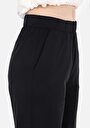 thumb-Afficher les détails de Pantalon De Survêtement Noir Regular Fit Femme