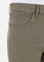 thumb-Afficher les détails de Pantalon Kaki Straight Leg Low Rise En Chino Straight Fit Homme