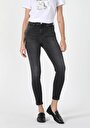 thumb-Afficher les détails de 760 Diana Pantalon Denim Skinny  Leg  En  Super Slim Fit Femme
