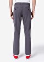 thumb-Afficher les détails de Pantalon Gris Straight Leg Medium Rise En Chino Regular Fit Homme