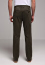 thumb-Afficher les détails de Pantalon Vert Straight Leg Medium Rise En Chino Regular Fit Homme