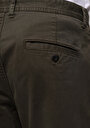 thumb-Afficher les détails de Pantalon Vert Straight Leg Medium Rise En Chino Regular Fit Homme