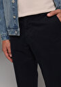 thumb-Afficher les détails de Pantalon Marine Straight Leg Medium Rise En Chino Regular Fit Homme
