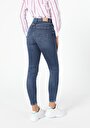 thumb-Afficher les détails de 760 Diana Pantalon Denim Skinny  Leg  En  Super Slim Fit Femme
