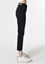 thumb-Afficher les détails de 891 Maya Pantalon Denim Tapered Leg  En  Slim Fit Femme